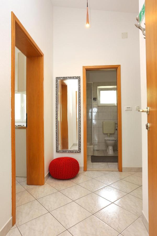 Apartments With A Parking Space Sumpetar, Omis - 11798 Jesenice (Split-Dalmatia) Exterior foto